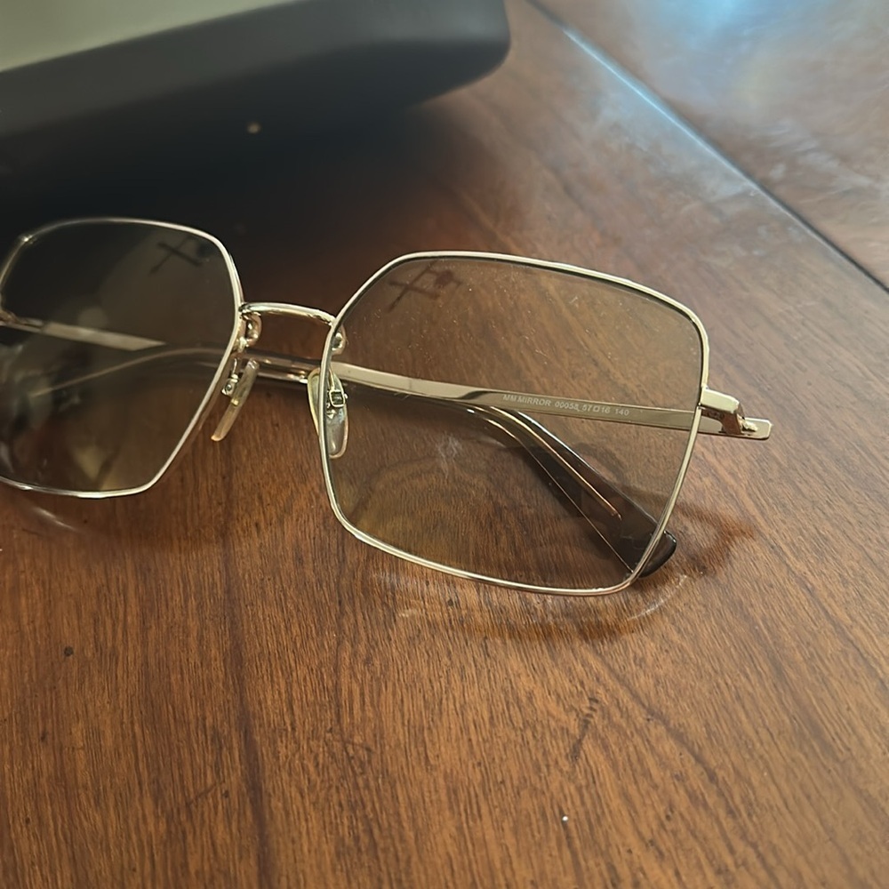 MaxMara gold square sunglasses + case - Picture 2 of 5